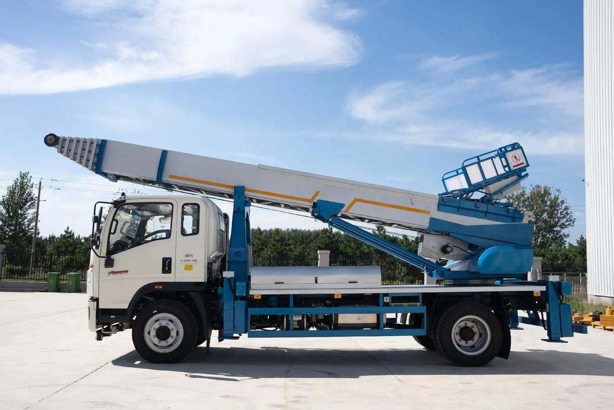 新龙镇云梯上料车租赁费用