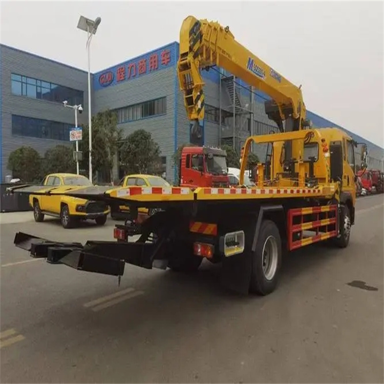 新龙镇附近小随车吊出租电话，轻松解决搬运烦恼