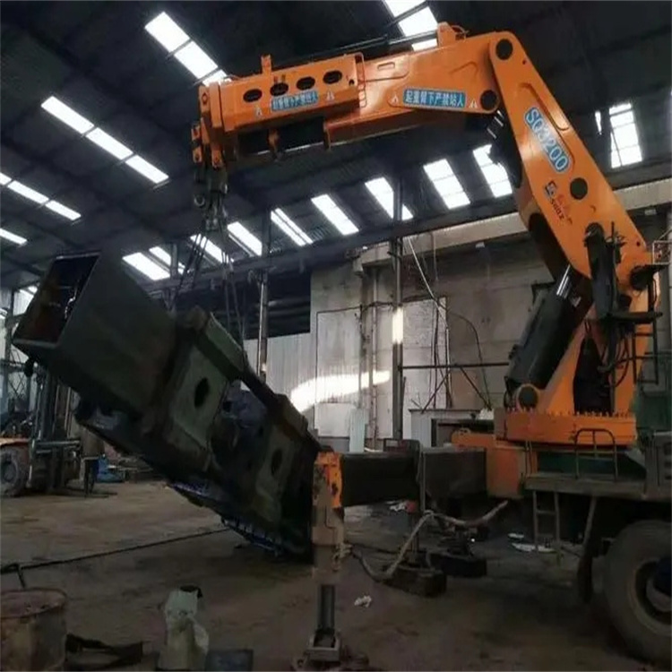 新龙镇130吨折臂吊车出租吊机租赁附近电话