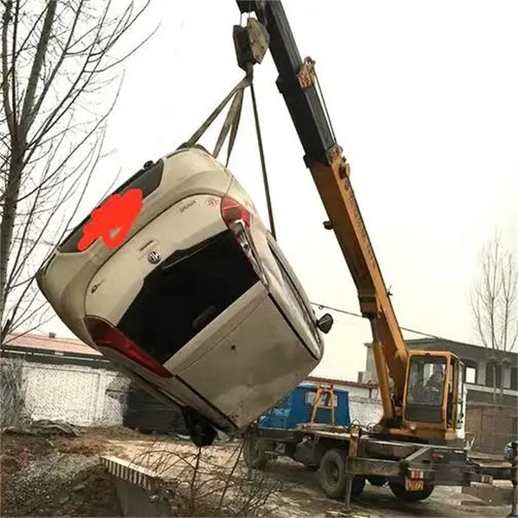 新龙镇随时待命，吊车24小时道路救援服务全解析